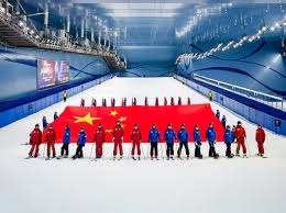 拜仁对阵圣保利全场3次射门中柱：卡尔2次、凯恩1次